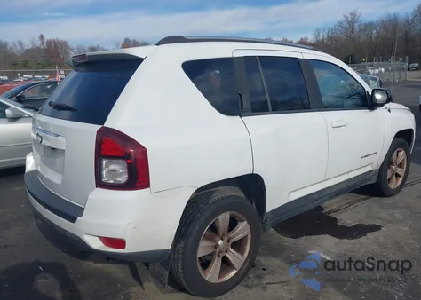 2014 Jeep Compass Sport z USA, uszkodzony, nr VIN 1C4NJDBB3ED842310